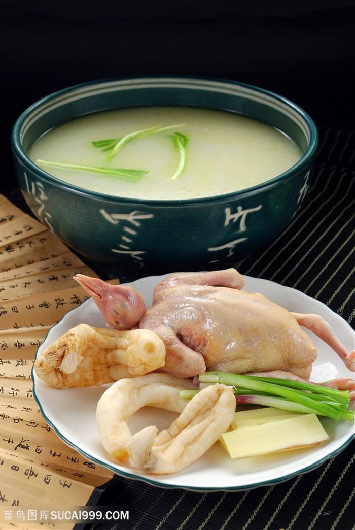 汤天麻煨乳鸽