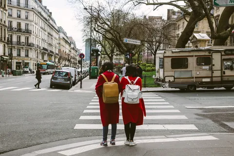 闺蜜姐妹美女背影图片