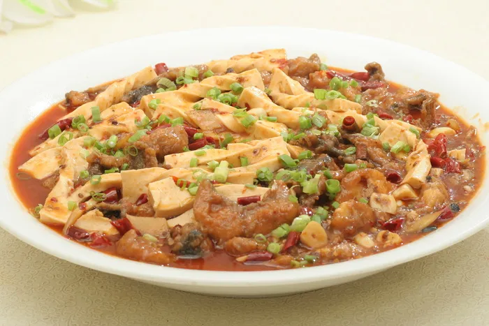 香豆腐烧鲶鱼 30元 (2)