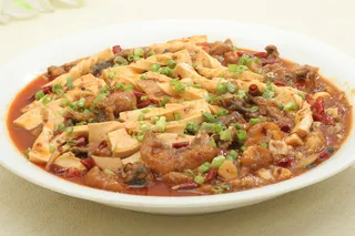 香豆腐烧鲶鱼 30元 (2)