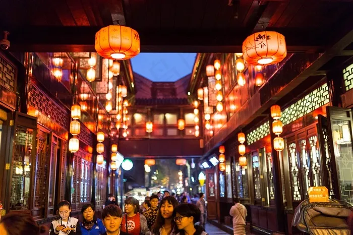 成都巷子景点夜景