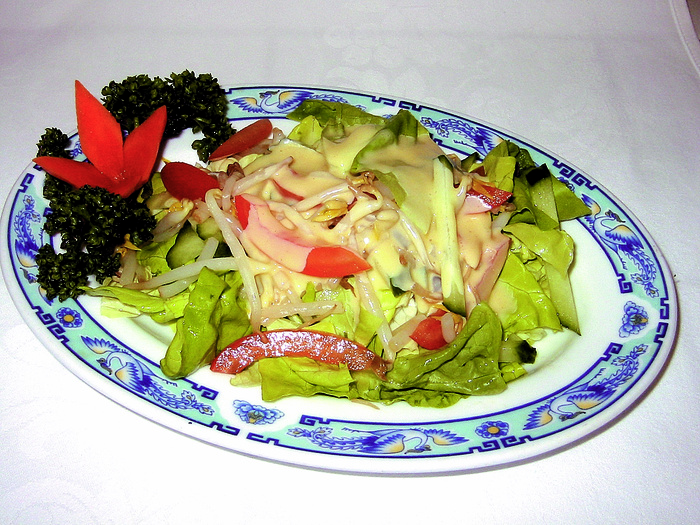 2中餐套餐头盘的沙拉