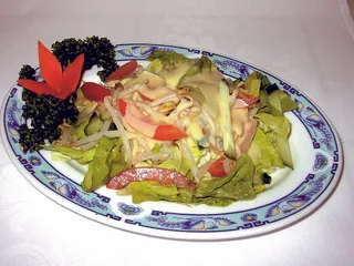 2中餐套餐头盘的沙拉