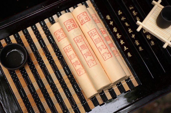 养生艾草熏香素材大图