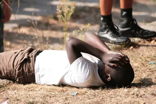 男人痛苦伤心的图片