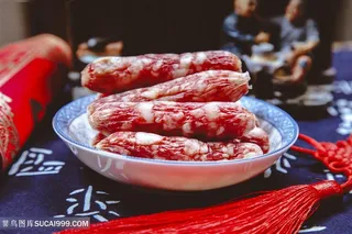 一盘腊肠香肠