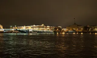 海边的城市风光