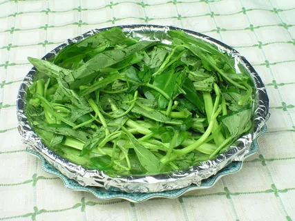 生嗜空心菜   生嗜空心菜