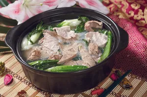  粉丝杂菜猪杂煲