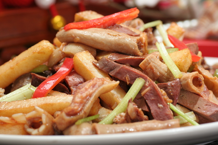 土豆炒羊杂 (1)