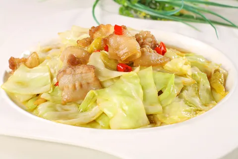 炝炒手撕包菜 (6)