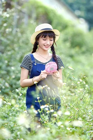 小清新长辫子清纯美女图