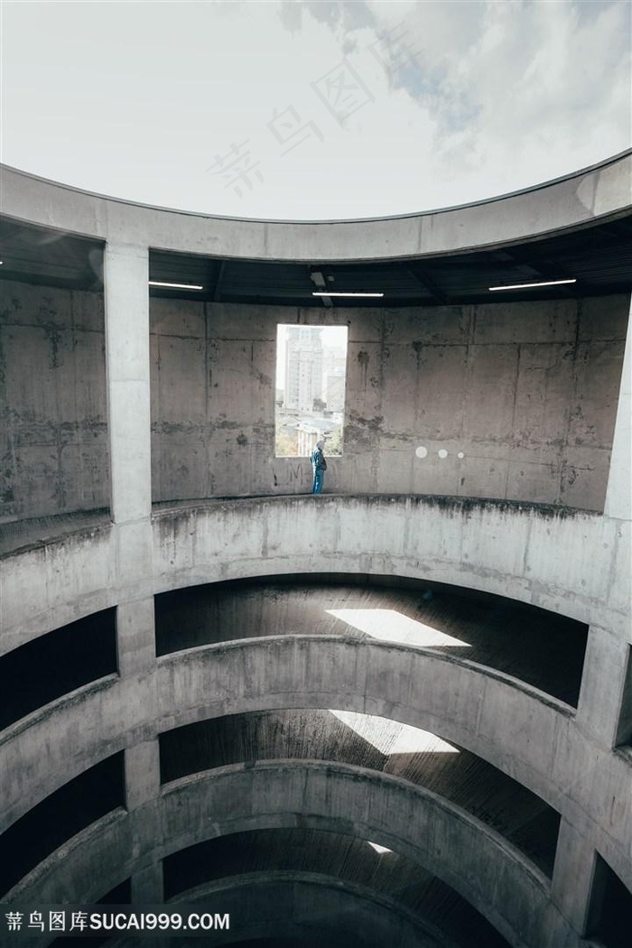 圆形建筑毛坯房