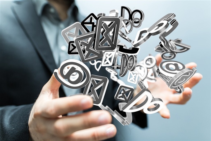 网络图标与商务人士