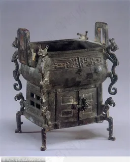 精美的方形鼎