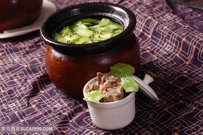 瓜绿豆煨排骨