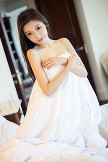 *美女裸体艺术照写真