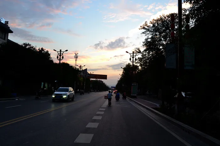 夕阳西下城市
