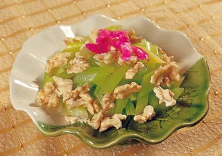 0806L-303桃仁西芹拌樱花