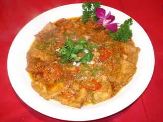 鱼仔扒豆腐16元