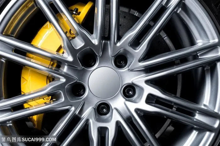 跑车车轮特写高清图片