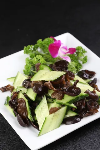 R01353青瓜木耳 (1)