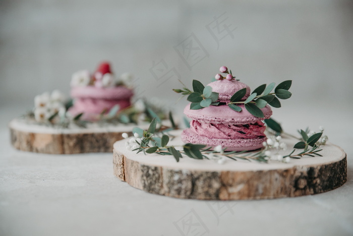 蔓越莓味马卡龙图片