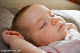 梦中的微笑宝宝