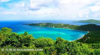 漂亮的碧水蓝天海湾自然风景