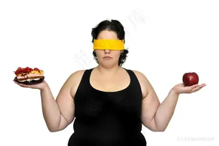 垃圾食品和健康水果减肥瘦身图片