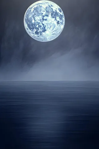 月光倒影水面背景