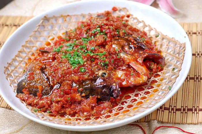 XCXC0935剁椒鱼头