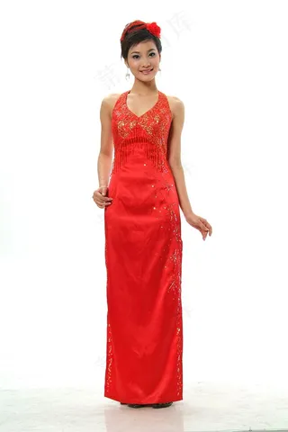 红色长款礼服