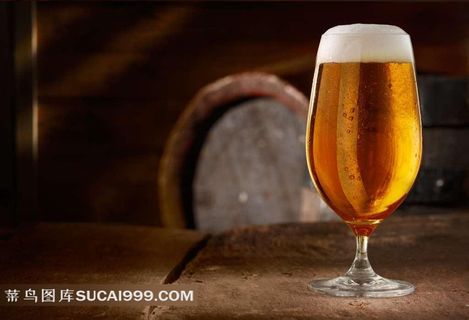 夏日饮品啤酒图片 夏日饮品啤酒图片