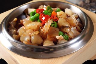 石锅煲类火锅川菜特色菜石锅牦牛掌