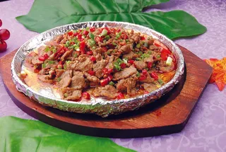 夏季美食炒羊肉