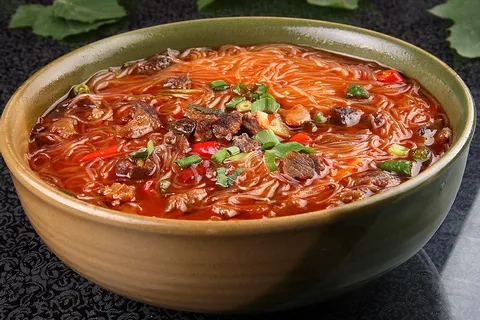 粉丝牛腩煲 粉丝牛腩煲