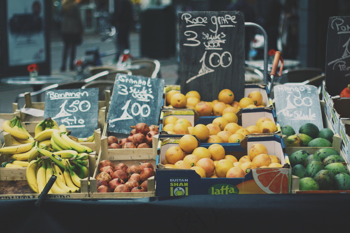 水果摊陈列图片