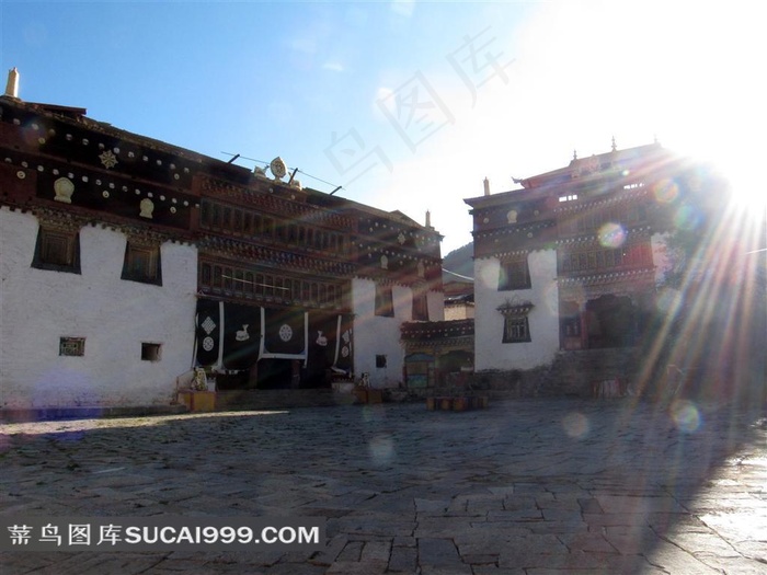 藏传佛教寺院贡嘎郎吉岭寺建筑景观图片素材