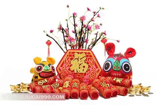 爆竹与老虎饰品喜庆摄影高清图片