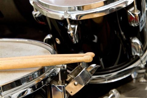 黑色架子鼓图片