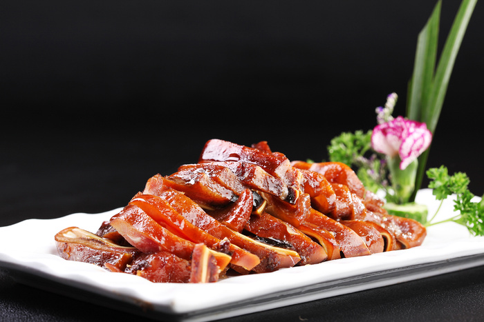 L00438酱香猪耳