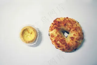 圈饼和蛋挞图片