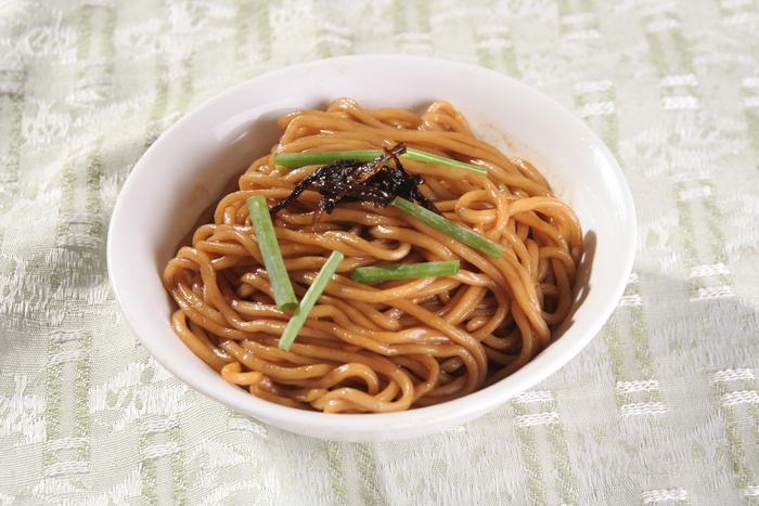 葱油拌面 3元