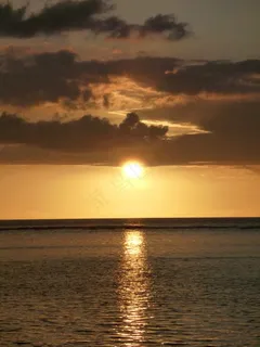 海上落日夕阳西下图片 海上落日夕阳西下图片