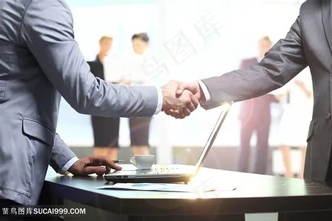 握手合作的人物高清图片