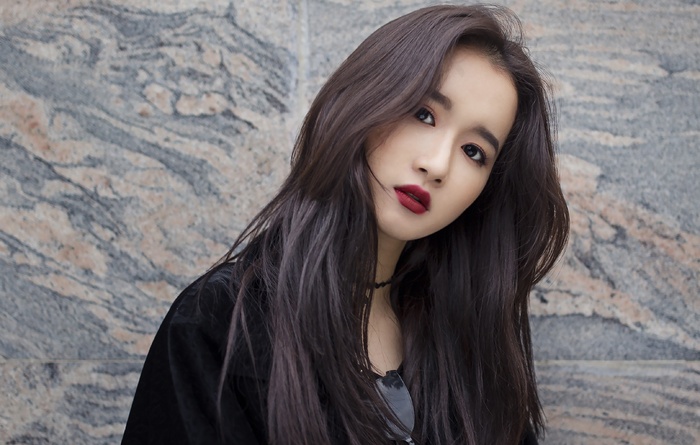 清新唯美可爱的女孩摄影图片