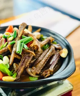 卤味鸡翅膀图片 卤味鸡翅膀图片