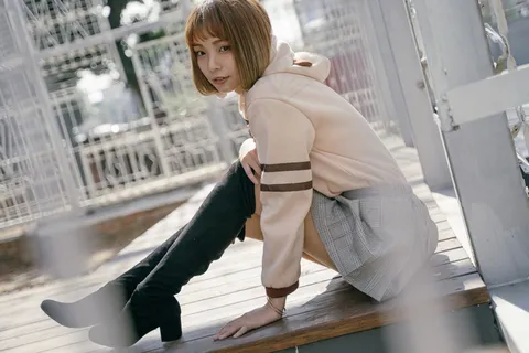 清纯短发女生图片