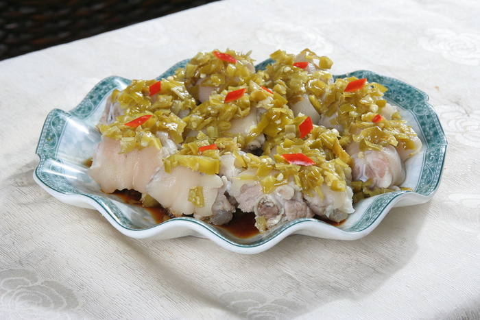 03  私家酱椒蒸猪蹄-桃花源